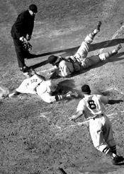 Partee slides past Garagiola Game 5